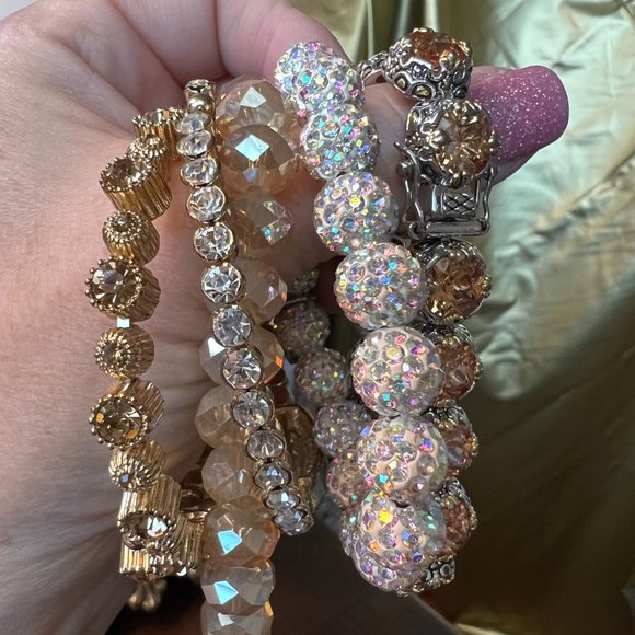 BRACELETS - Picture 7 of 8